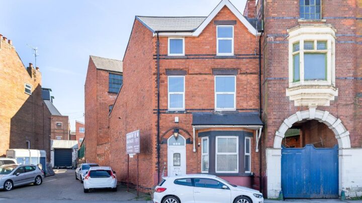 Radford Road, New Basford, Nottingham, NG7 7EA