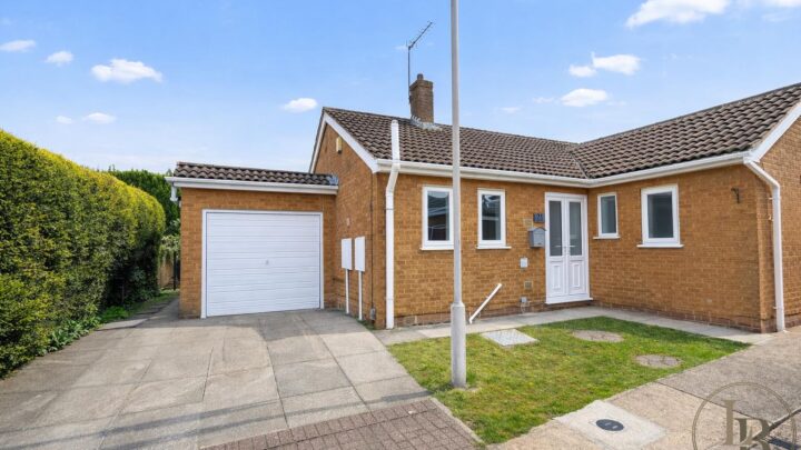 Hawksworth Avenue, Mansfield, Nottinghamshire, NG19 0DG