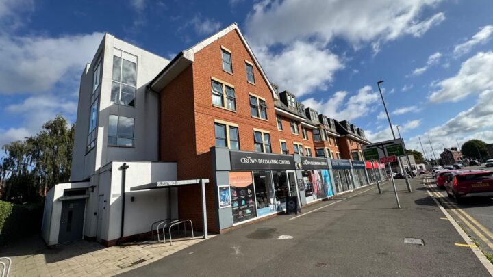 Radcliffe Road, West Bridgford, Nottinghamshire, NG2 5BR