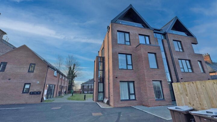 Elm Bank, Mapperley Park, Nottingham, NG3 5AJ